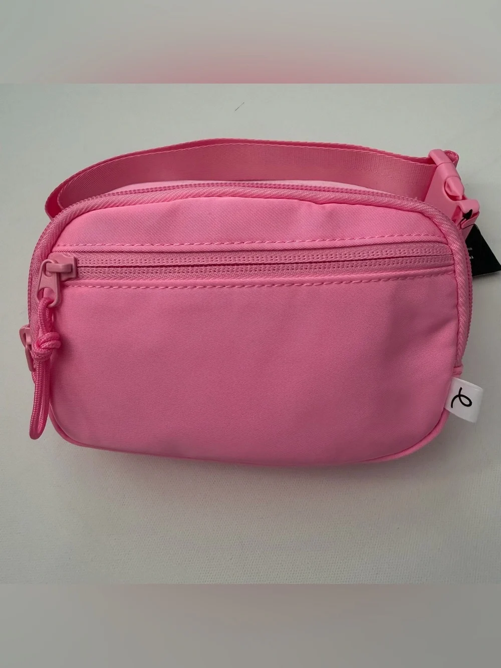 Art Class Girls' Fanny Pack in Vibrant Pink